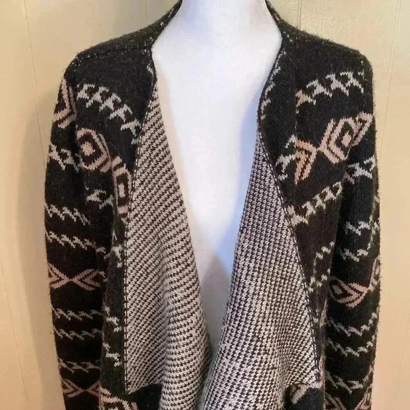 Garnet Hill Waterfall Open Front Cardigan Sweater, Black & Cream in Size Small. - Picture 2 of 12
